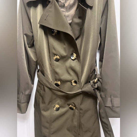 ❌SOLD❌London Fog Military Olive Green Broken Tench Coat Size XL Tortoise Buttons - Picture 2 of 13